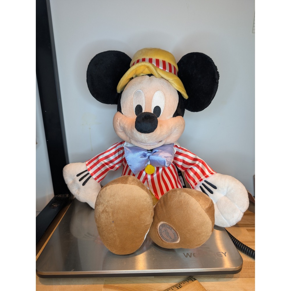Disney Store Mickey Mouse‎ Club Plush Toy Fun With Music Day Outfit